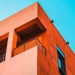 Duda resuelta: ¿se puede alquilar un piso de protección oficial? 9 se puede alquilar un piso de proteccion oficial edificio rojo tenenieves zaragoza vpo vivienda proteccion oficial alquiler